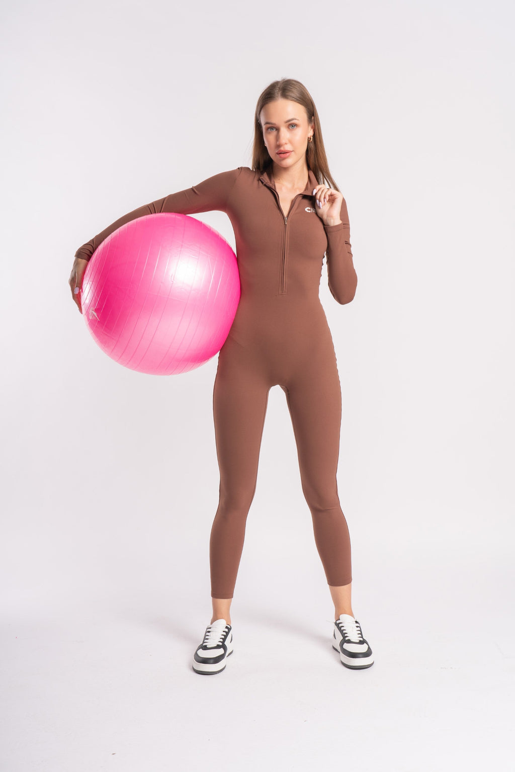 Zip-Front Long Sleeved Shaped Jumpsuit in Brown