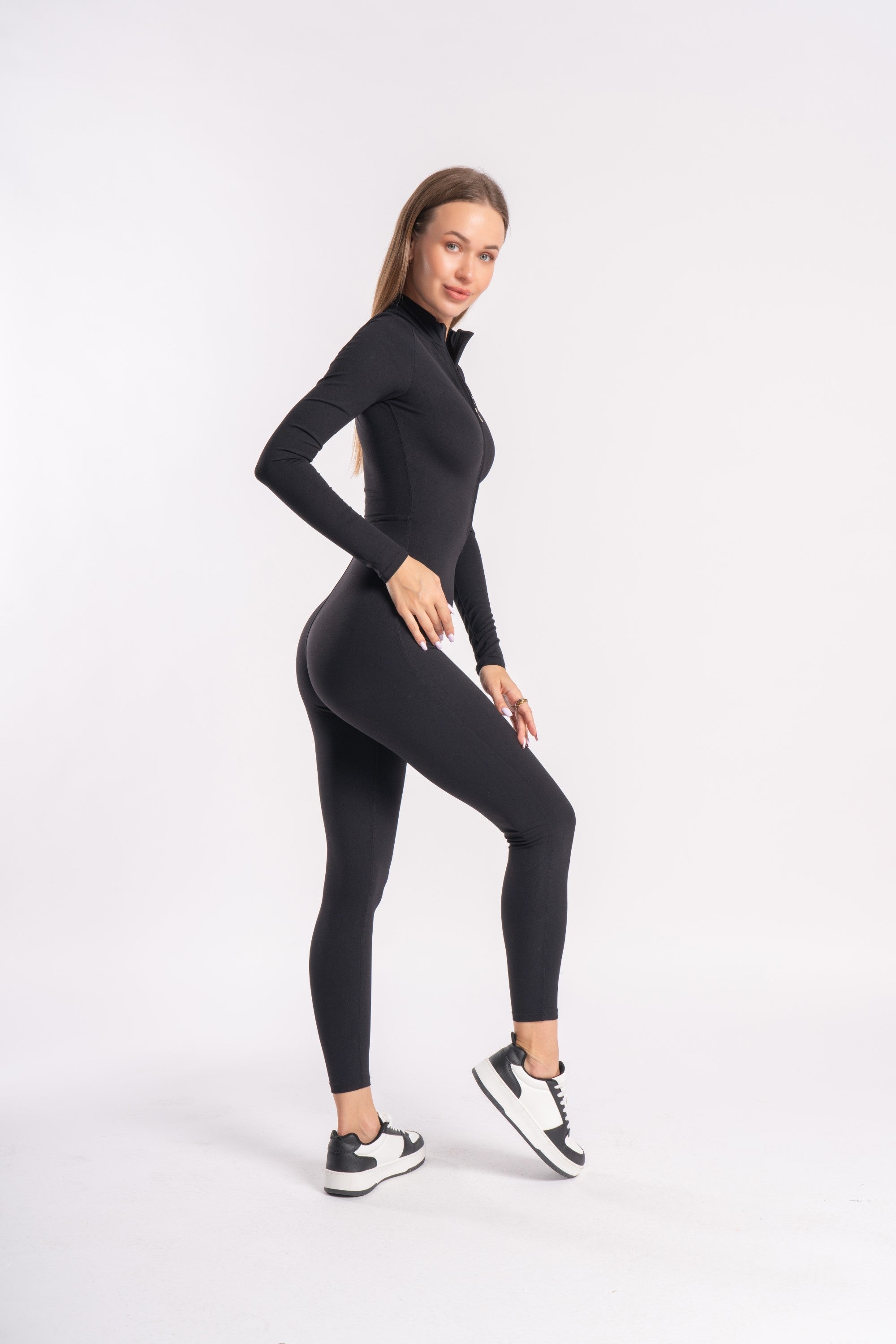 Zip-Front Long Sleeved Shaped Jumpsuit in Black